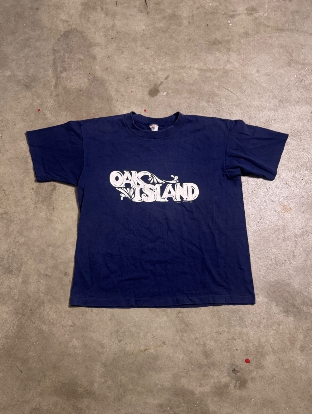 Vintage 90s Oak Island Single Stitch Graphic Tee Navy